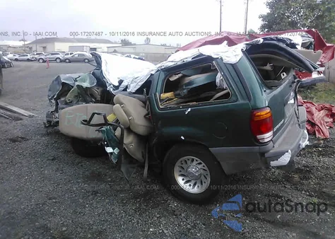 1999 Ford Explorer из США, поврежденный, VIN 1FMDU34E0XZA89681